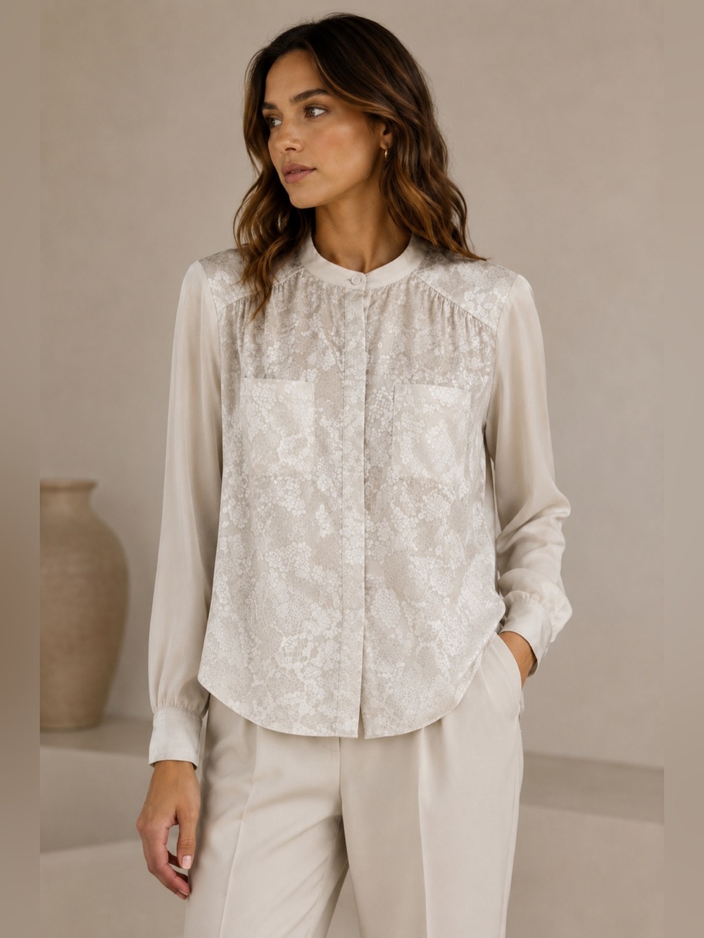 Rebecca Taylor 100% Silk Textured Blouse Size 8 Cream Ivory Hidden Button Top